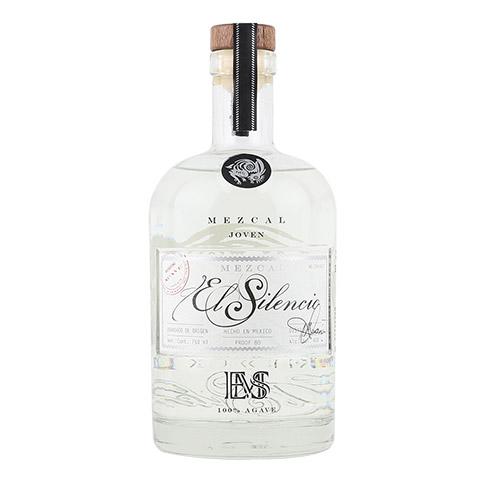 el-silencio-joven-mezcal