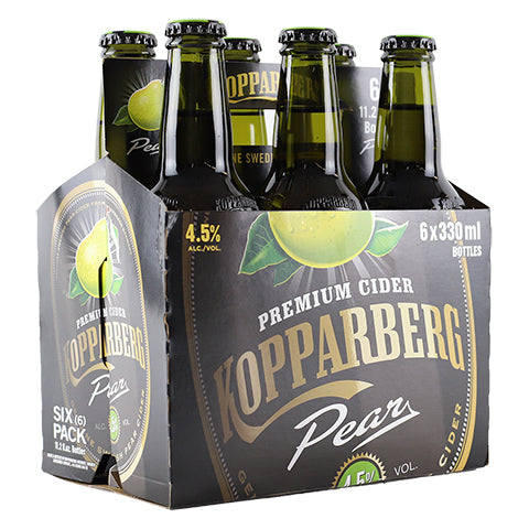 LONDEN, HET UK - 27 APRIL, 2018: Koud Glas Kopparberg-de Cider Van De Premieframboos Op Witte Achtergrond Met Ruwe Vruchten Image115581355 LONDEN, HET UK - 27 APRIL, 2018: Koud Glas Kopparberg-de Cider Van De Premieframboos Op Witte Achtergrond Met Ruwe Vruchten Image115581355